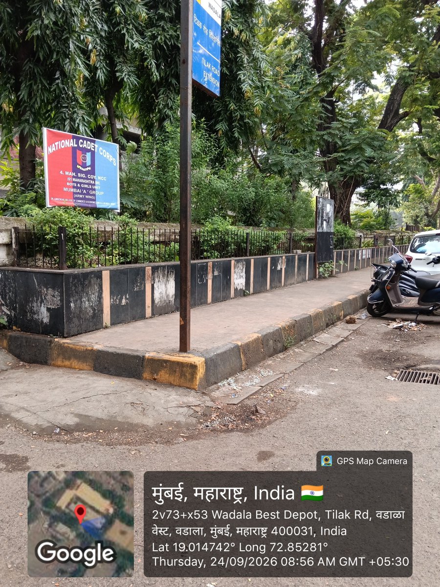 BjpKadam's tweet photo. एफ नॉर्थ मनपा वडाळा पश्चिम डॉ. बाबासाहेब आंबेडकर कॉलेज मुख्य प्रवेश द्वारावर लोखंडी चॅनेल अर्धवट कट आहे तो विद्यार्थी आणि पादचारी यांच्या पायाला लागत आहे तर , वाहनांच्या टायर ला नुकसान करत आहे. तरी संबंधित यांनी तात्काळ नोंद घ्यावी
@mybmc https://t.co/4BqFmTFz3D