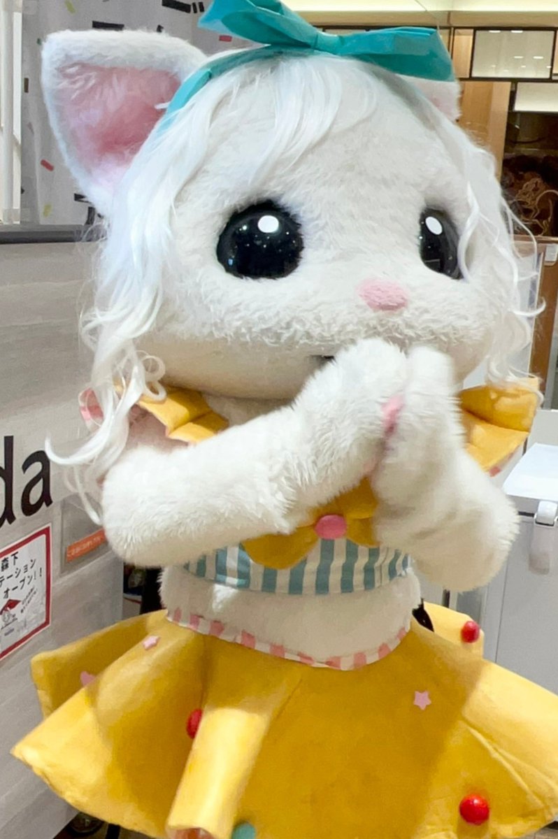 upchan_upchan's tweet photo. おーひーるーだーよー｡:.ﾟヽ(◎´∀`◎)ﾉﾟ.:｡ https://t.co/sFrlHOeMqA