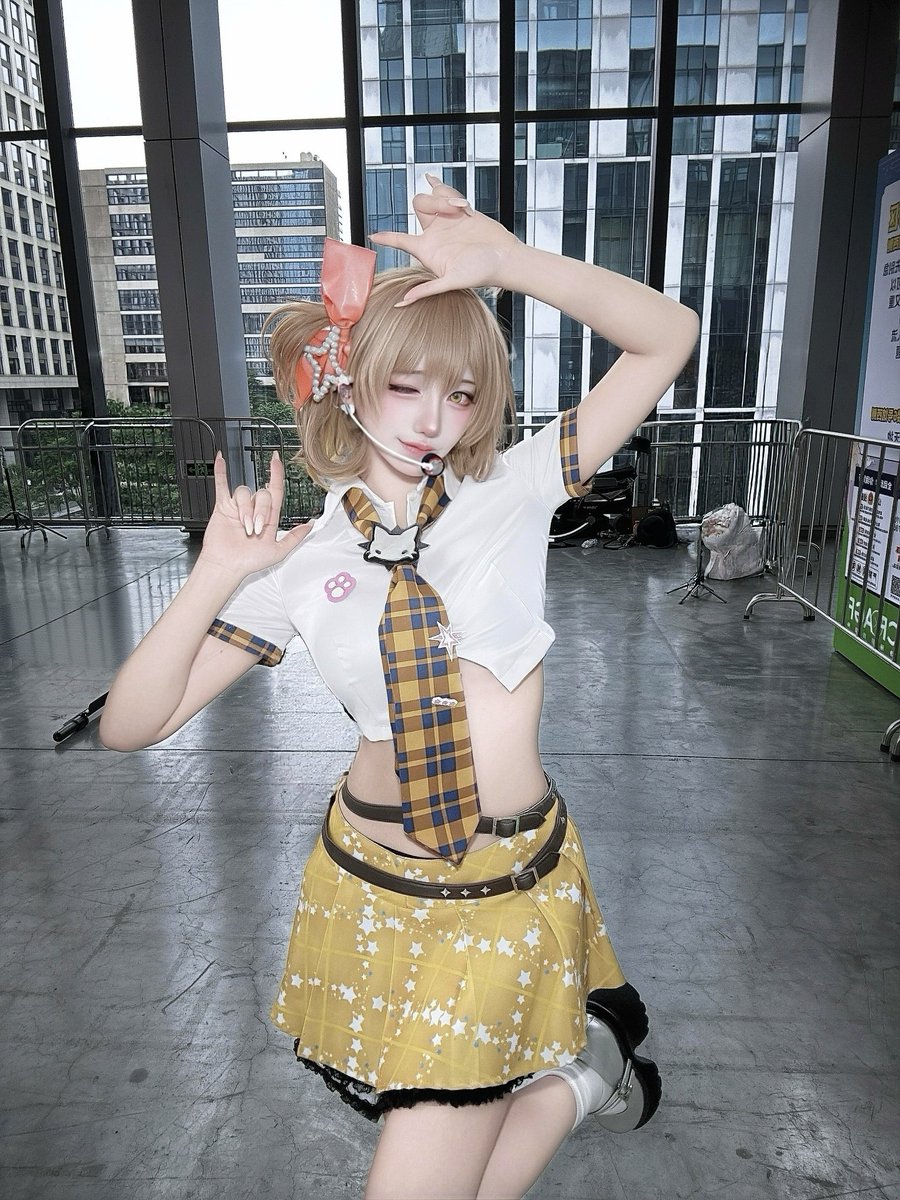 haru_kimharu's tweet photo. ☆〜（ゝ。∂） #NIKKE https://t.co/Y2nqtnGlJi