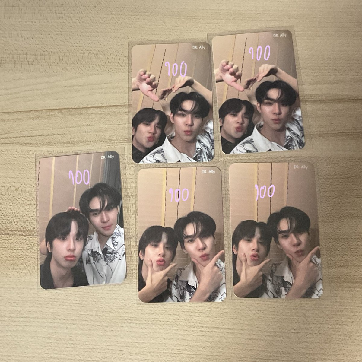 wxl2000's tweet photo. [ขาย/wts] การ์ด Dr Ally 

🌟 อู่อู๋เซฟ

✅ ราคาตามในภาพ 
📮 ค่าส่งเหมา40฿ (ซื้อครบ400฿ส่งฟรี)

ส่งเสาร์ สนใจทักได้เลยค่ะ 
#ตลาดนัดdmd #ตลาดนัดดมด #ตลาดนัดอู่อู๋เซฟ https://t.co/NDLCZ8gbKI