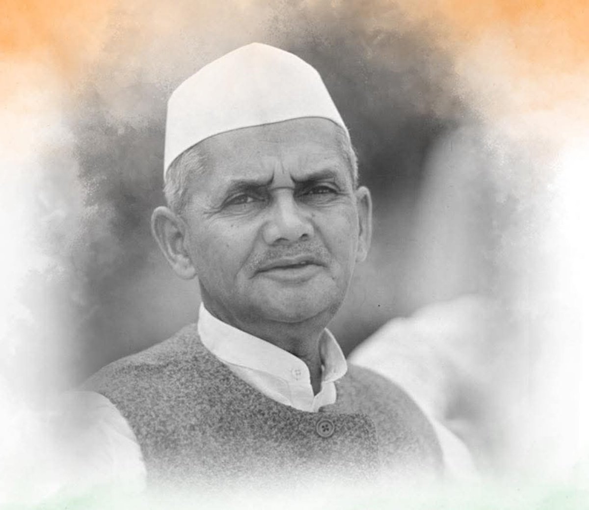 DCseraikella's tweet photo. पूर्व प्रधानमंत्री 'भारत रत्न' लाल बहादुर शास्त्री जी की जयंती पर उन्हें कोटि कोटि नमन!
@JharkhandCMO @prdjharkhand https://t.co/k7G9clXIGH