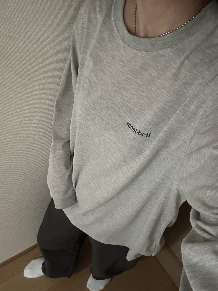 mummy_normcore's tweet photo. 何億回でも言います。
mont-bellのウィックロンTが良すぎて…秋冬も沼。 https://t.co/sWKpxINONr