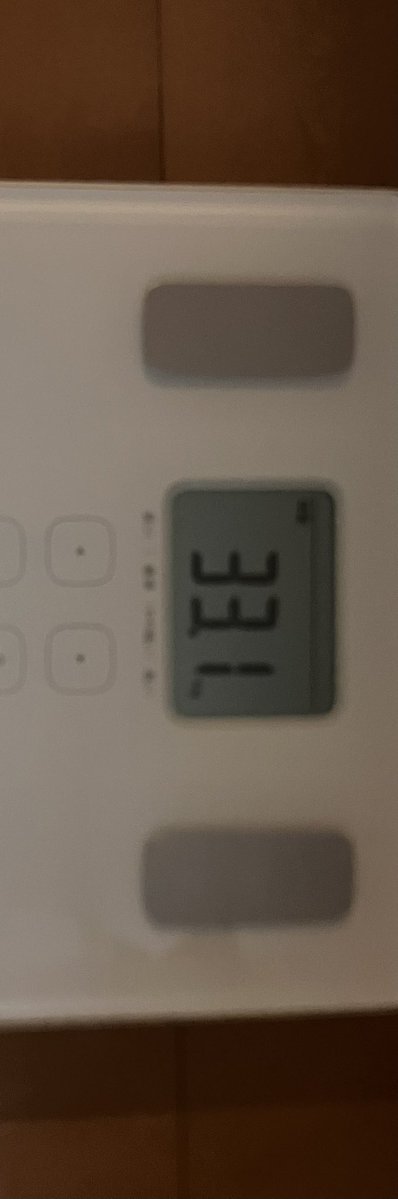 Mtf4Po's tweet photo. いつまで経っても病気に縛られて治せない自分。お母さんもお父さんも、子どもの頃はこんな自分を心配してくれたけど、このまま大人になっても治せなかったら、いつか捨てられるんじゃないかってこわい。 https://t.co/SJWXUCRAJx