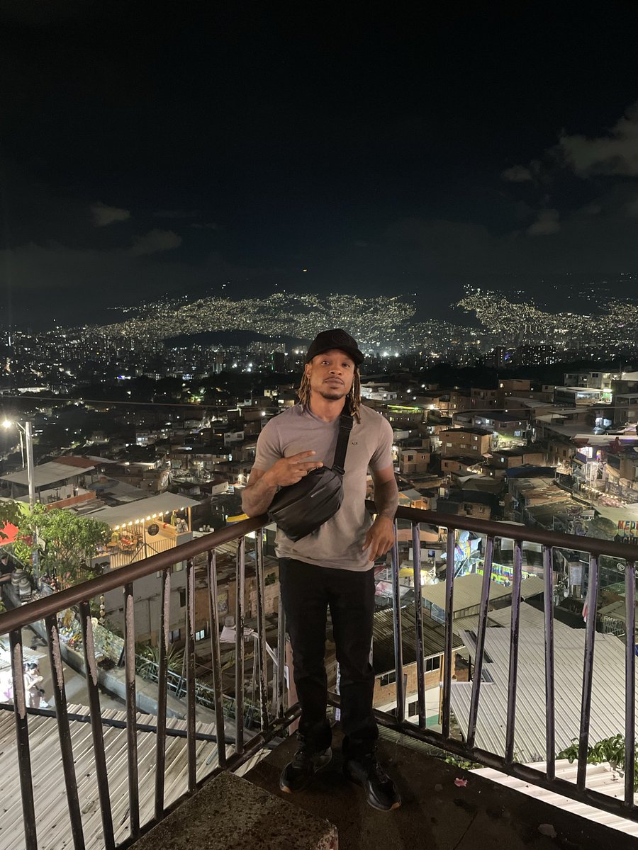 SloMeezy's tweet photo. Medellín, Colombia 🇨🇴 https://t.co/XGrq3XDfXR