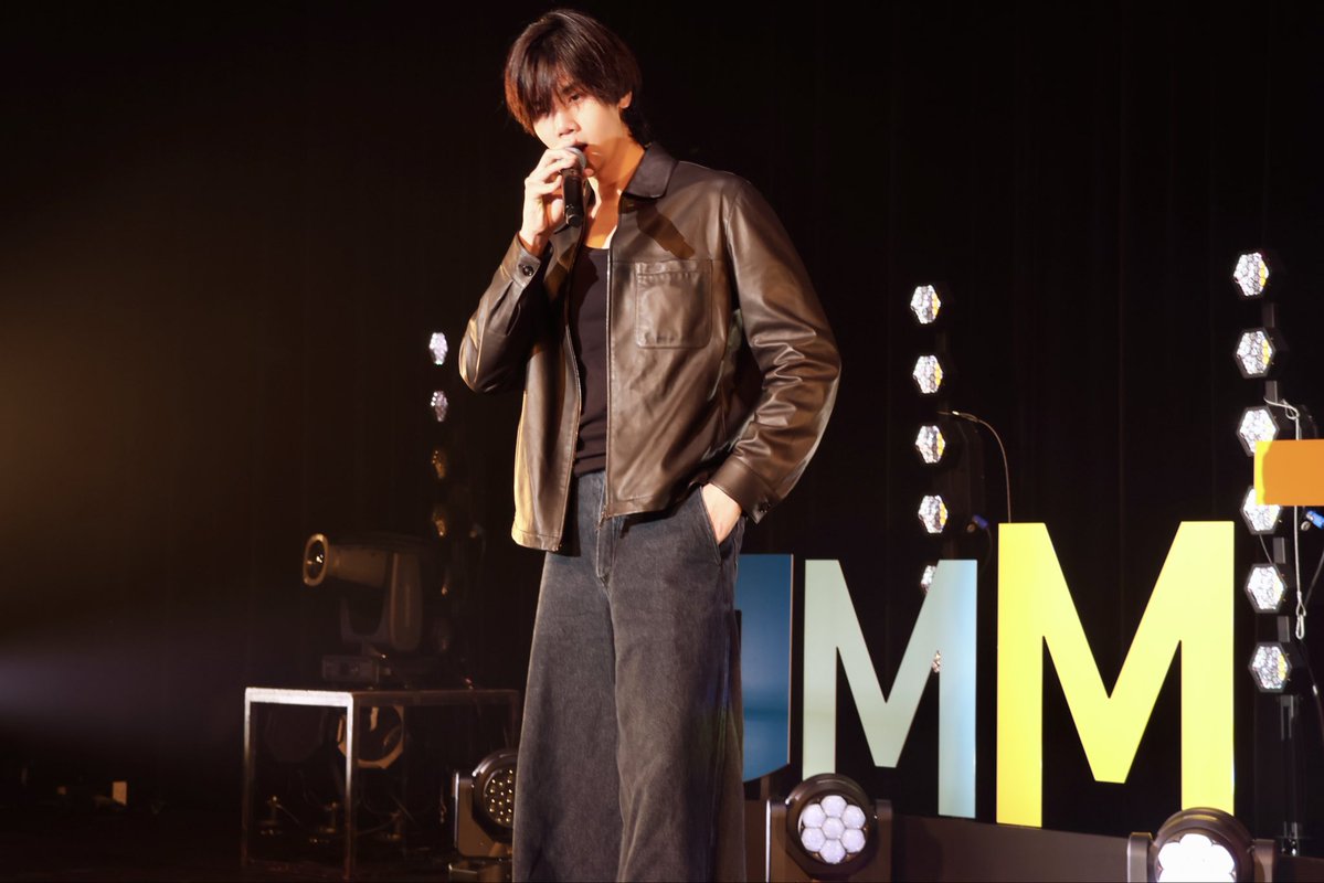 GMMTV's tweet photo. #JOONGDUNKxFANDAY36INTOKYO
#GMMTVFANDAY36INTOKYO
#GMMTV
@ChenRcj @dunknatachai https://t.co/U0qWGB8rPl