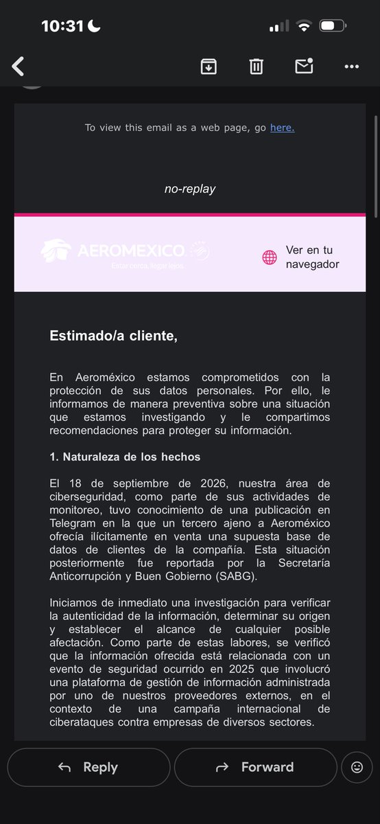 Patodillon99's tweet photo. Por favor aprecien como el estafador tenia la información privada mia y de mi esposa. Aeromexico tuvo una brecha de información hace poco y se está responsabilizando, ustedes por qué no hacen lo mismo? https://t.co/6EfKkeWwWY