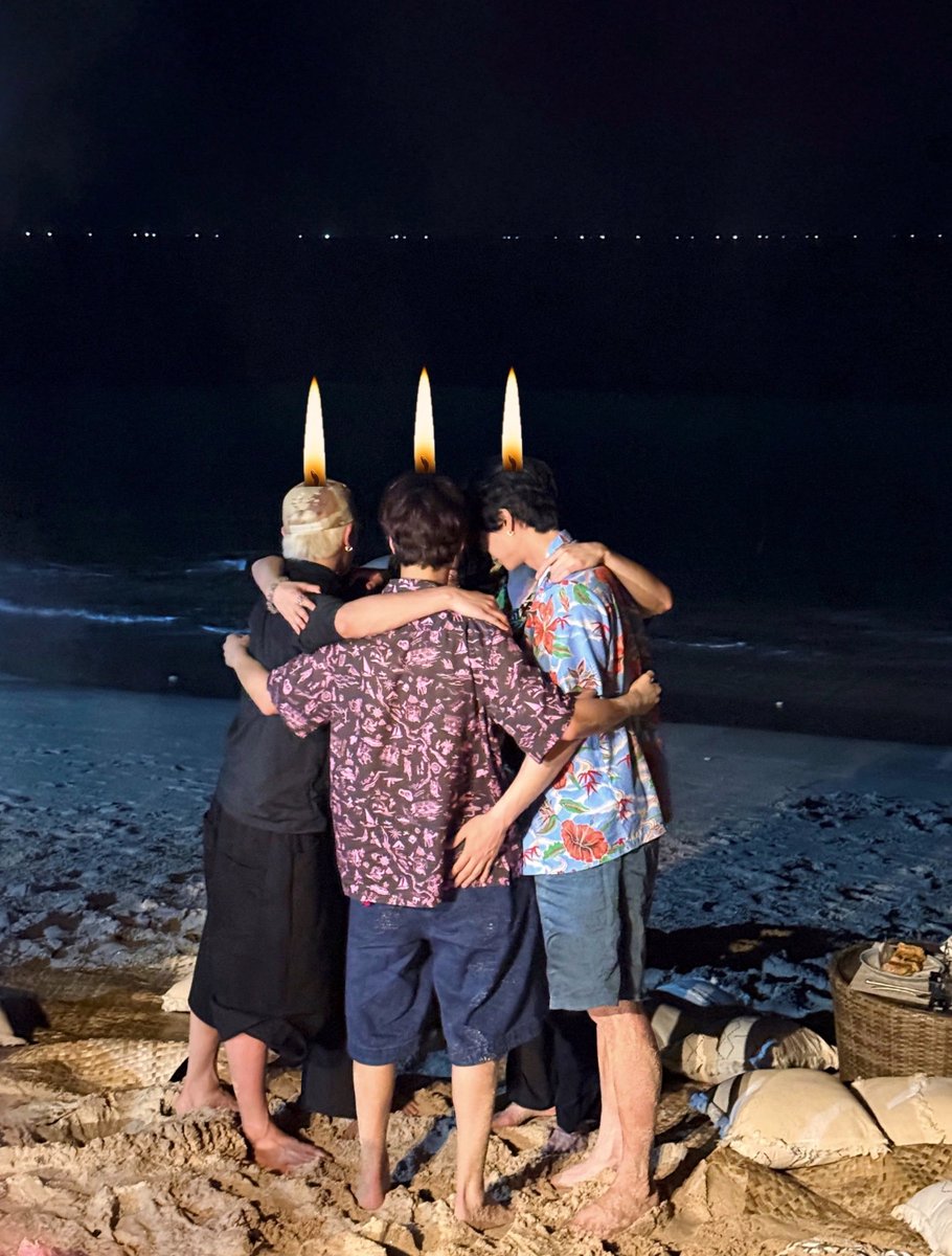 9yujae's tweet photo. universe, pls let me see these 5 boys.

                     🕯     🕯
        🕯                                🕯
            
   🕯               urichil                🕯
            
        🕯                                🕯
                     🕯️     🕯 https://t.co/6sZGTe2d2C