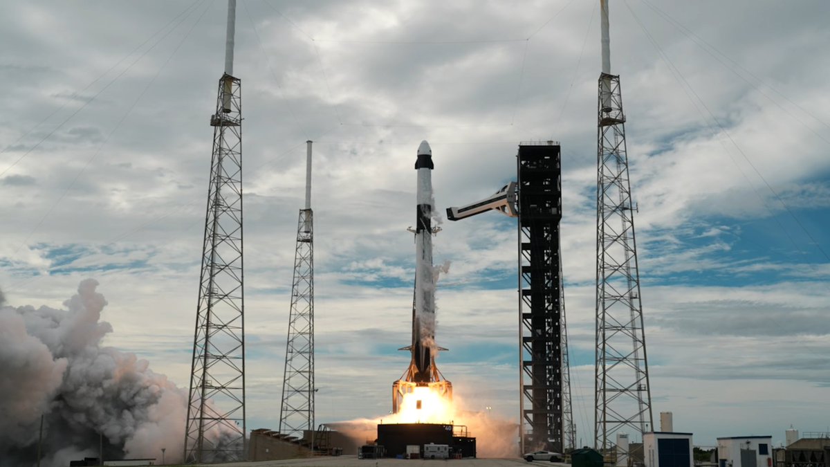 Erdayastronaut's tweet photo. We may have just witnessed the peak of the Falcon family of rockets. 3 missions, in less than 13 hours, 4 booster landings and a crew docking to station. Incredible! Falcon is winding down as Starship ramps up. Congrats on a HUGE day. Don't forget, Starship just launched Monday!