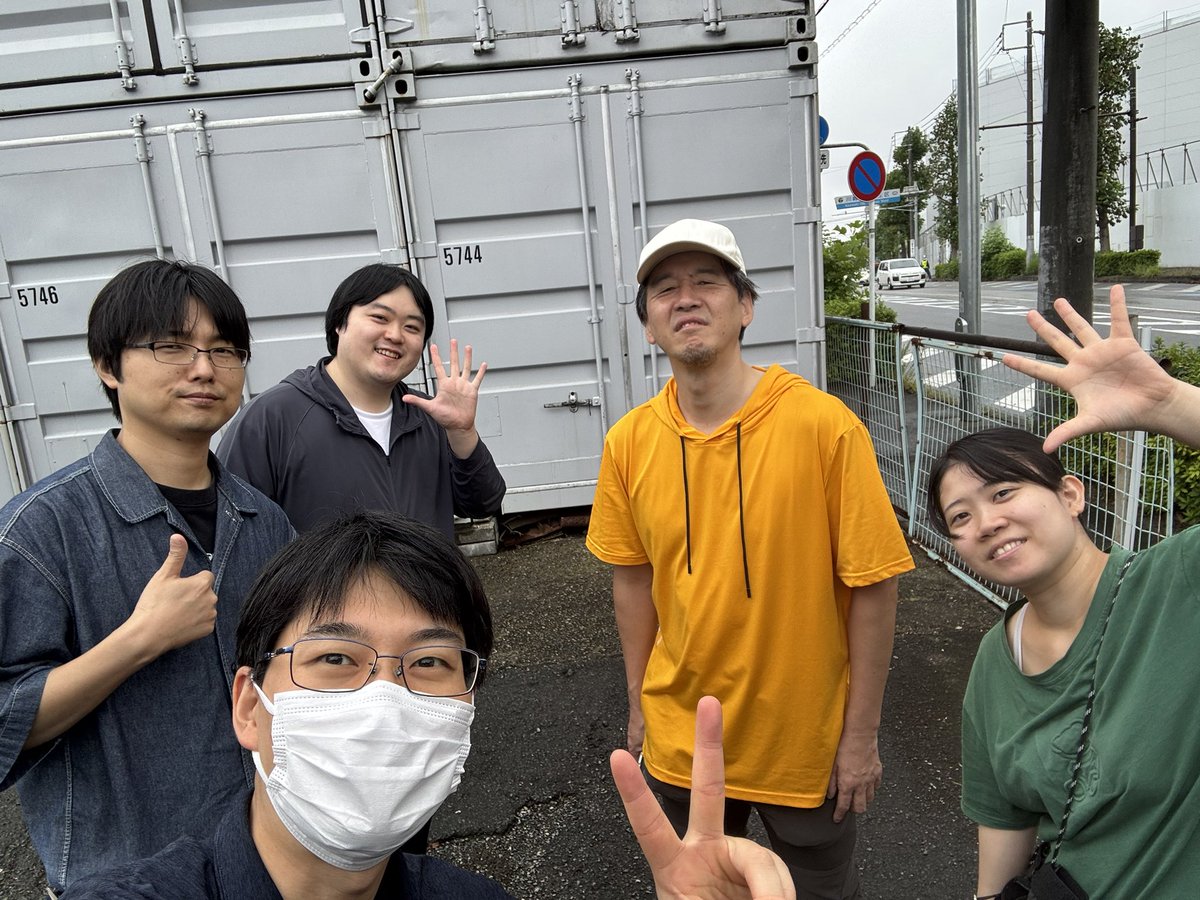 masaharuover's tweet photo. #兄弟ブルース　#作業　#雨
倉庫で作業をする為に出かけだけど
全然雨が止まず、到着後は天気予報と睨めっこしてました
小雨ぐらいになって作業を無事に終わらせたけど…帰りに雨が完全に止むって何だかなぁ〜w
雨男と認めたくないものだw

兄弟ブルース、ご予約受付中！
https://t.co/TJhm47ufGq

#AI https://t.co/88sqBYNLEf