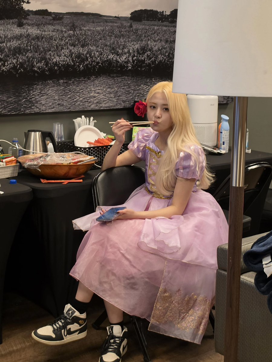 bbakbbbak's tweet photo. 알았다고 https://t.co/hCFnAwYoNT