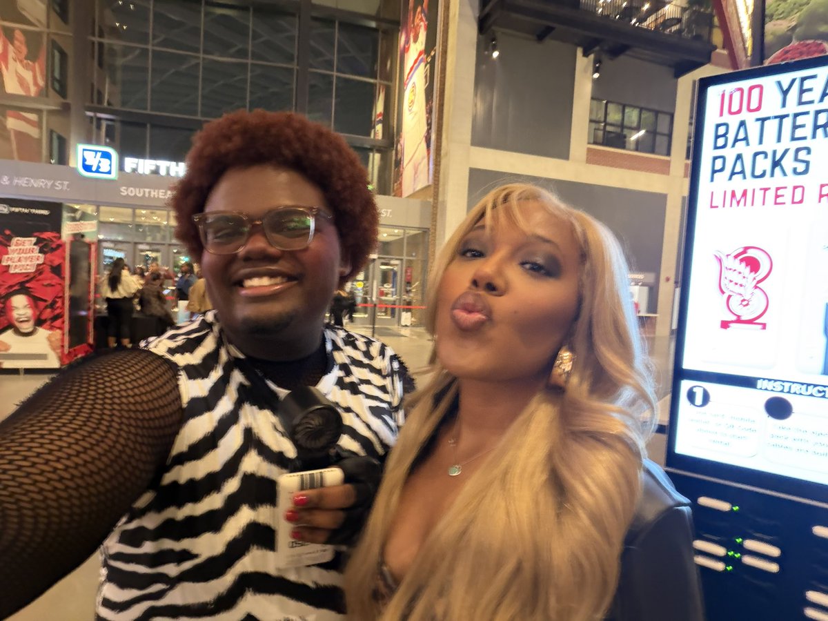 imaginegro's tweet photo. Two angels reunite @106andstevie https://t.co/0jJwnMiqbV