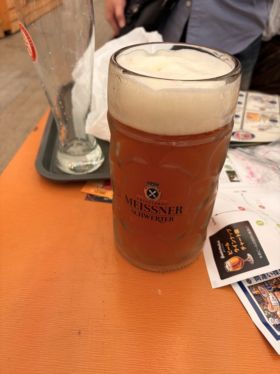 monkichi_imas's tweet photo. 平日のオクトーバーフェストが最高なんだわ https://t.co/QQDiMpOuAj
