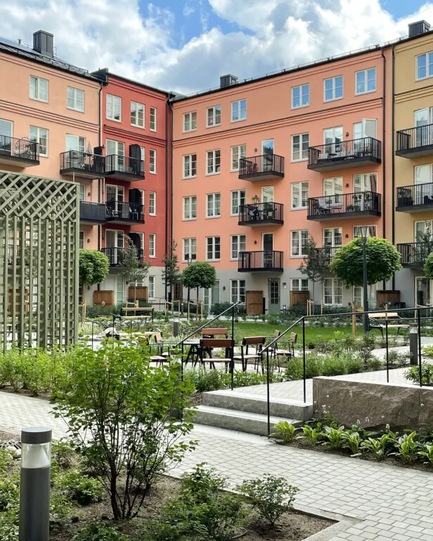 UrbanCourtyard's tweet photo. these are new (2024) apartments in Stockholm https://t.co/PU2rIvWq1c