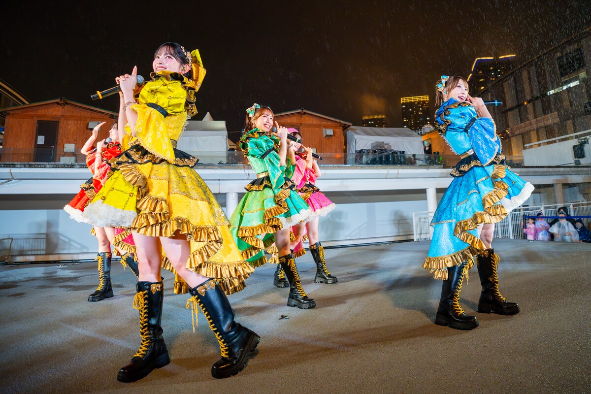 natalie_mu's tweet photo. 【ライブレポート】
超ときめき♡宣伝部
思い出の地・ららぽーと豊洲に帰還！

🔽記事はこちら（ソロカット含む写真10枚）
https://t.co/cxd5DbQpXJ

#超とき宣 https://t.co/OxRzXIpEQh