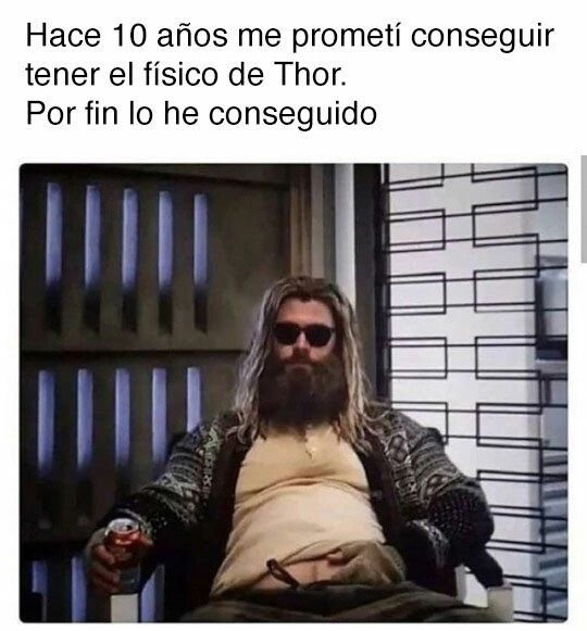 NaderTorena's tweet photo. 60. Avengers: Endgame Encore (2026)
Es lo mismo que Avengers: Endgame así que solo diré que no recordaba lo emotiva que era ni lo lograda que está la épica de sus escenas.

Esta vez solo podré fotos de los memes que nos dejó está tremenda peli. https://t.co/EQA7d6f2ja
