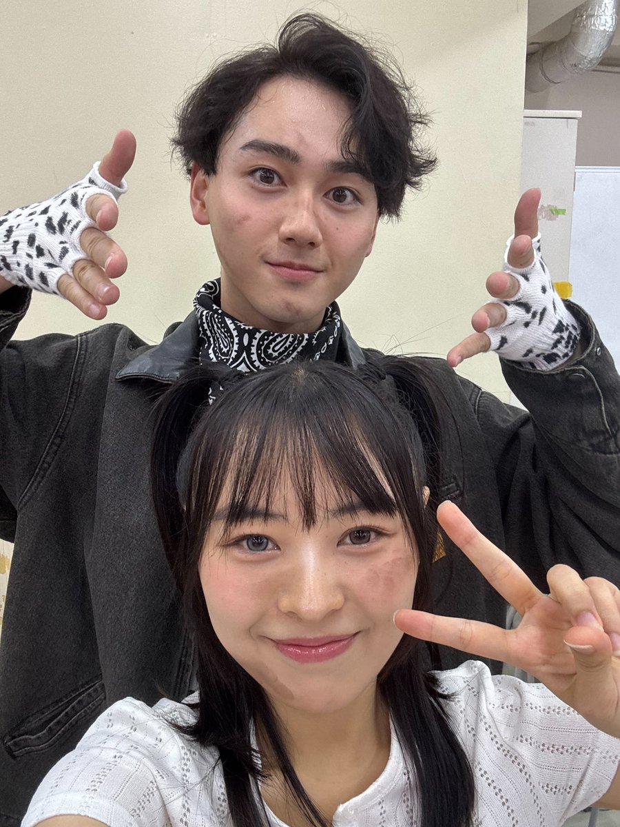 99ozu_hikaru16's tweet photo. おはようございます☀️
#DOGS2026 
本日も稽古です🫡

着実に、1歩ずつ完成に近づいています！
思えば思うほど、俄然やる気が湧き上がってきます！！！❤️‍🔥
まだまだ行ける！その気持ちで突き進みます！🐶

🎫チケットはこちら⬇️
https://t.co/E0eptge7li

📣応援チケット⬇️
https://t.co/dbY0KuvY38 https://t.co/Ho4JVNFbqR