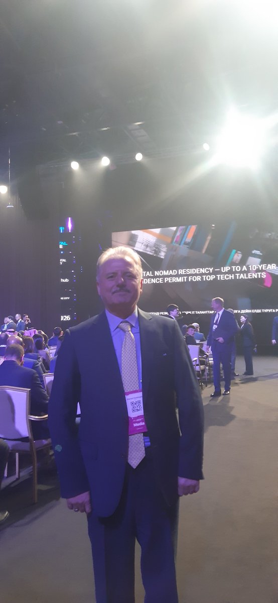MrslGndgdu's tweet photo. #Kazakistan 
#Astana
Yapay Zeka ve Dijital Köprü programında Kazakistan Cumhurbaşkanı Kasım C��mert Tokayev'i dinliyoruz. https://t.co/c0JSzxJHwq