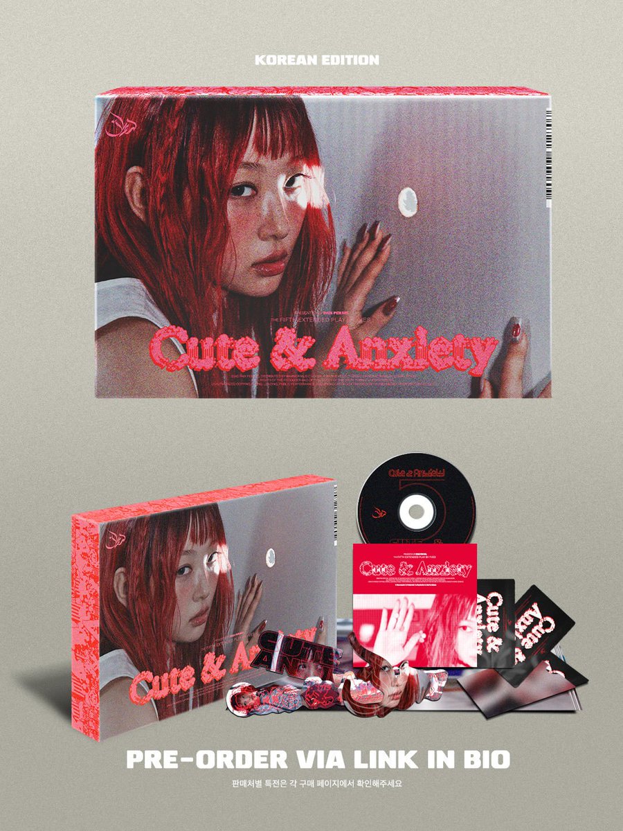 loonapubli's tweet photo. Prévias das versões físicas do EP "Cute &amp; Anxiety".

#YVES https://t.co/dLS5IlY9qY