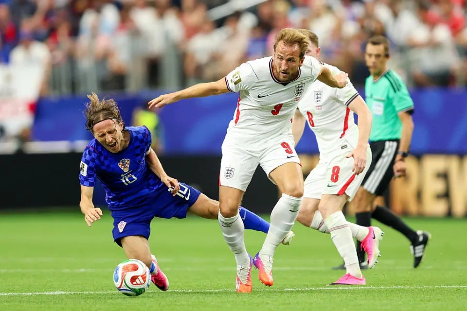 FootyBriefX's tweet photo. England's game in Croatia being called behind closed doors while 5,000 to 6,000 children are expected inside shows how strange UEFA's punishment has become. 

If most of an 8,279-capacity stadium is occupied, the phrase behind closed doors has lost much of its meaning.👇

The exemption for children is meant to avoid punishing them for adults' behaviour. Fair enough. But once thousands are inside, the sanction stops looking like an empty-stadium punishment in any normal sense.
