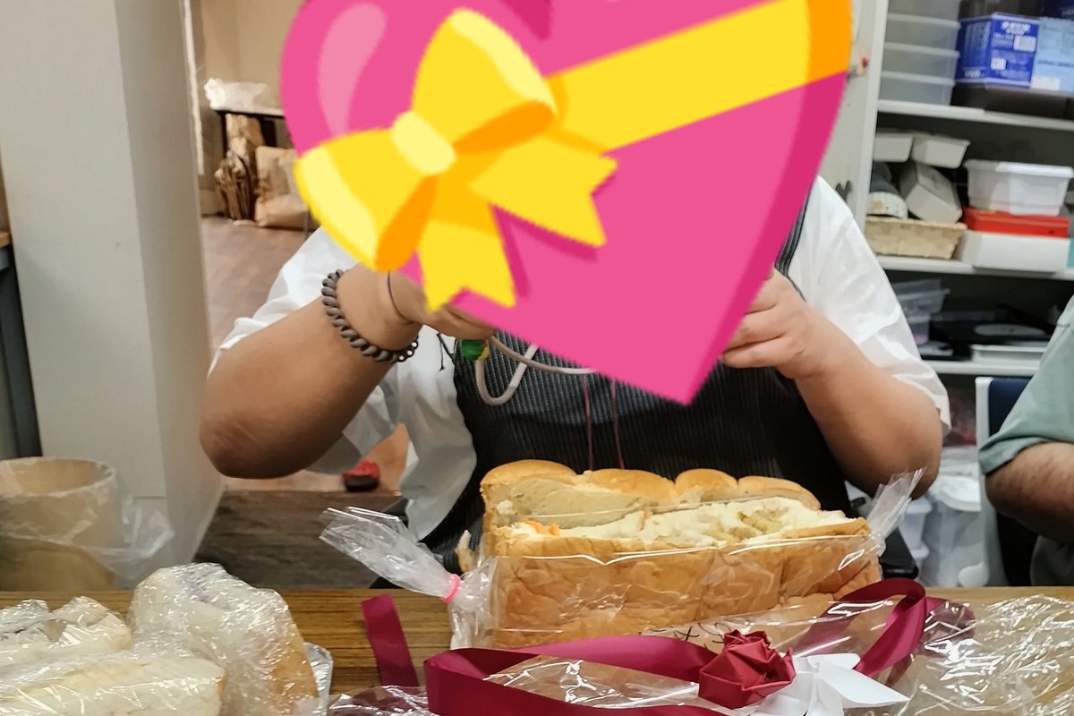AIRUWORKsupport's tweet photo. 入院されていた利用者さんが本日から復活され、元気に通所されました😄

復帰お祝いとお誕生日も開催され、元気に過ごされていて安心しました🎉

#就労継続支援B型
#就労B https://t.co/vYWhX5nNkZ