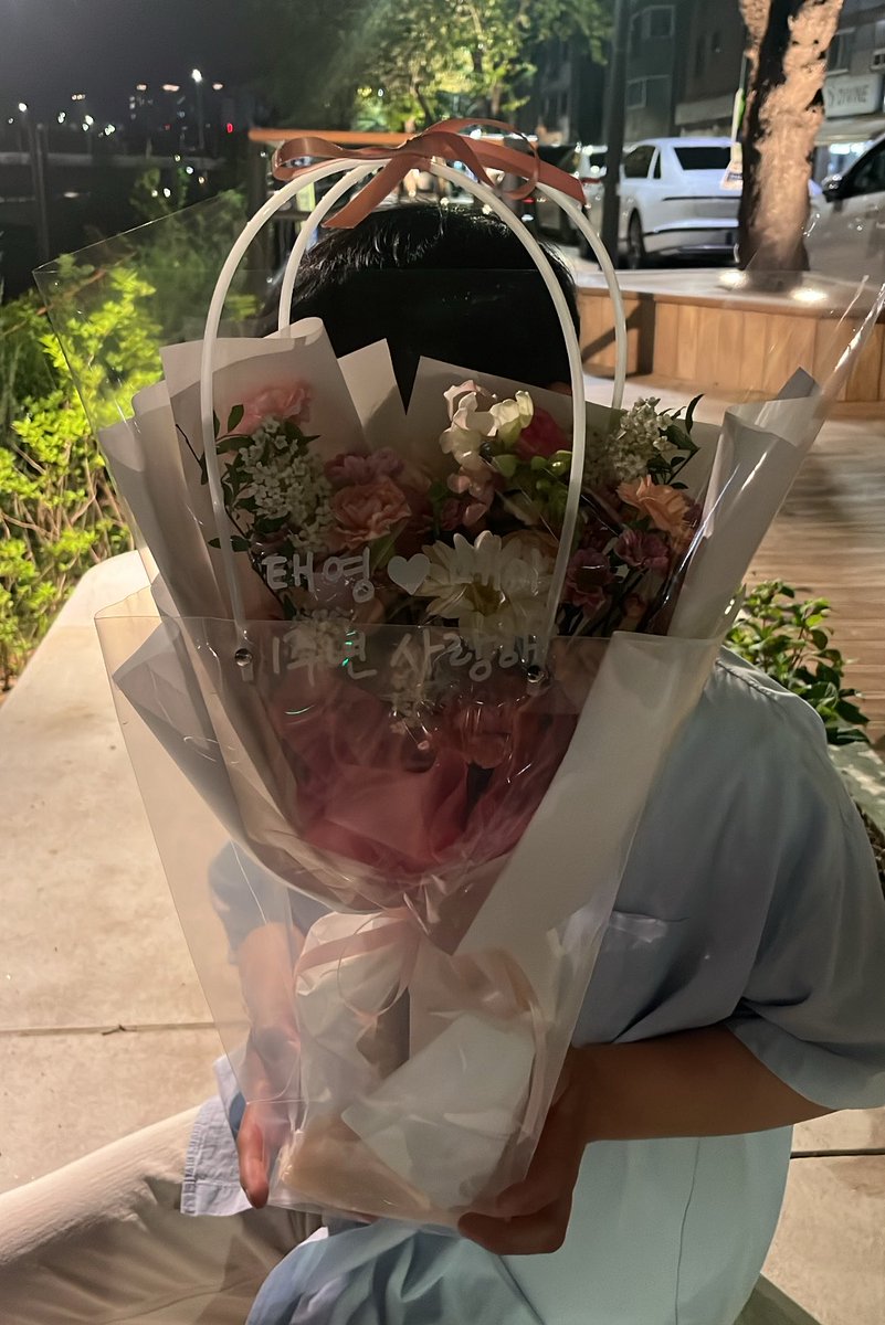 s2tten0's tweet photo. 👦🏻🇰🇷93 × 👩🏻🇯🇵02

来年から韓国でワーホリ予定です
日韓カップルや日韓夫婦の方も
仲良くしてください🍀︎

#日韓カップル  #韓国ワーホリ https://t.co/17ZfEgRmS4