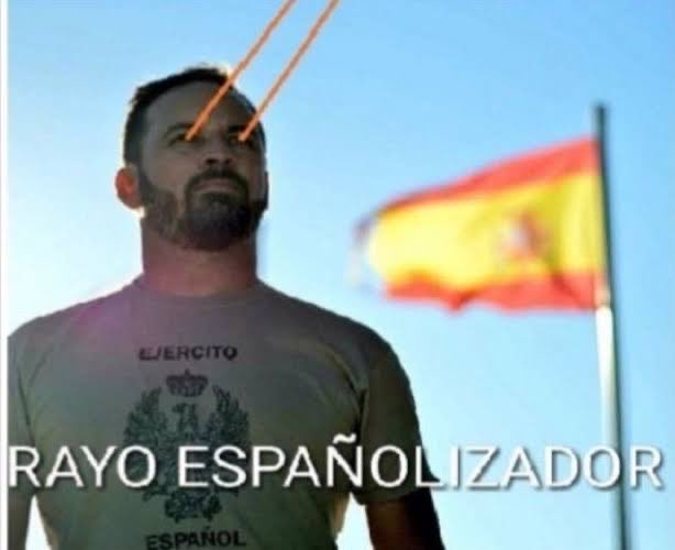 ACER4rt's tweet photo. @Moondandeli0n No fue tu culpa cayden, fue culpa de tu única neurona actuando https://t.co/aiCvrFJZcf
