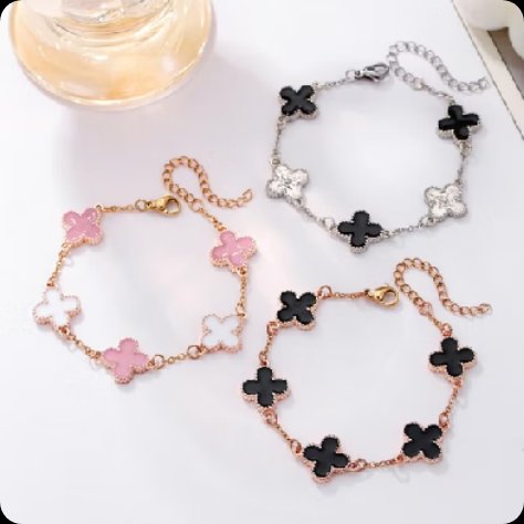 st4rrel's tweet photo. beautiful bracelet to decorate your hand 🌻

— a thread https://t.co/ZMdpdcMRvS