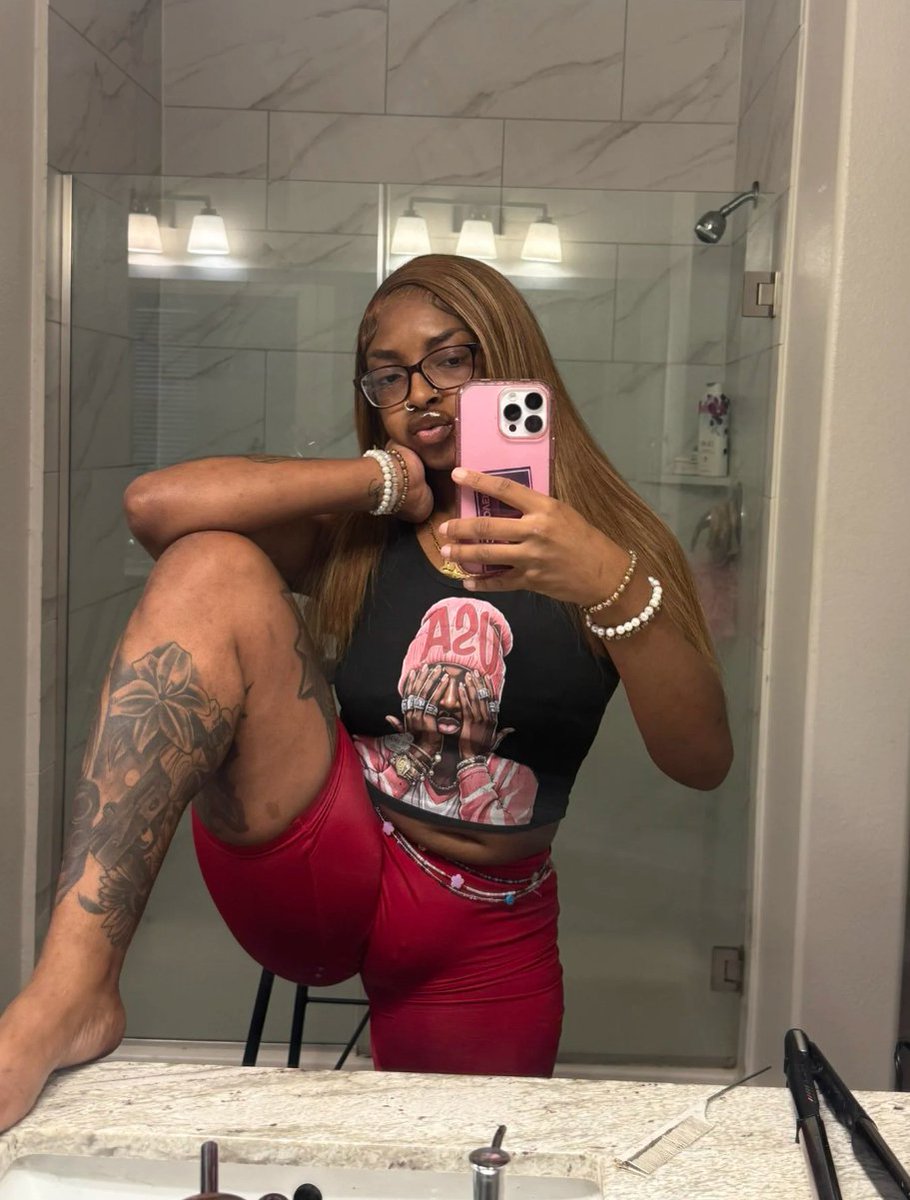 RealFluffyxulr's tweet photo. Certified baddie behavior 💦 https://t.co/9526apGWRg