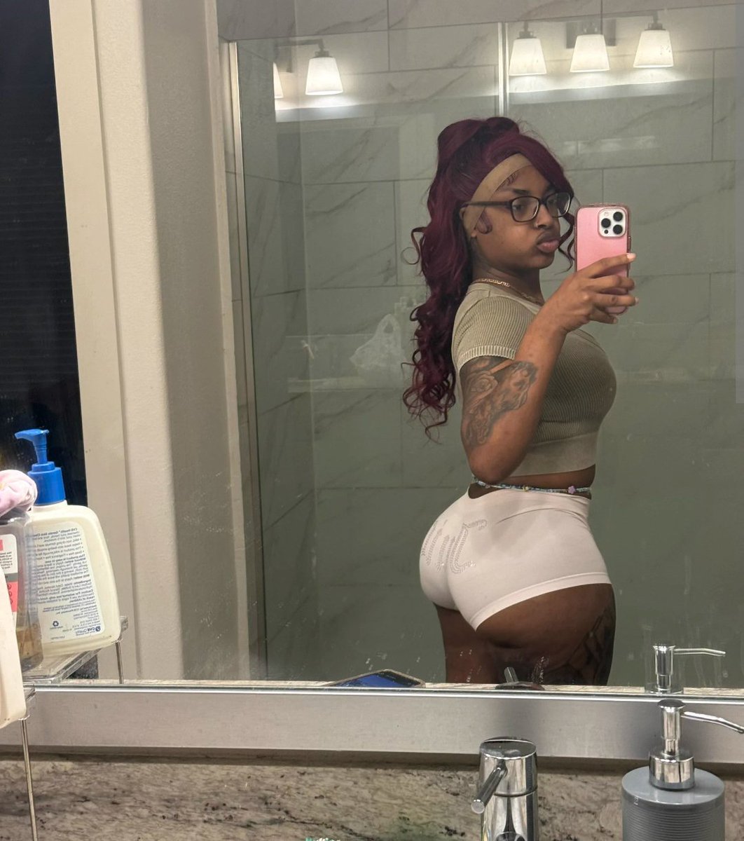 RealFluffyxulr's tweet photo. My vibe is the dress code https://t.co/mgpfdtoA8d