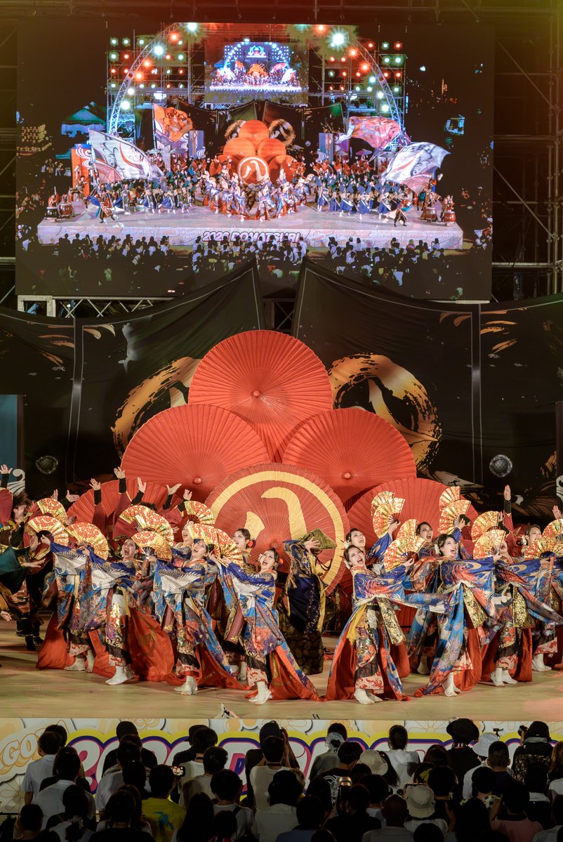 PreciousPlaceA3's tweet photo. 2026年8月30日（日）
第28回にっぽんど真ん中祭り
久屋大通公園会場 メインステージ
ファイナルコンテスト

kagura ①

#kagura #どまつり https://t.co/xc9iXB3oZh
