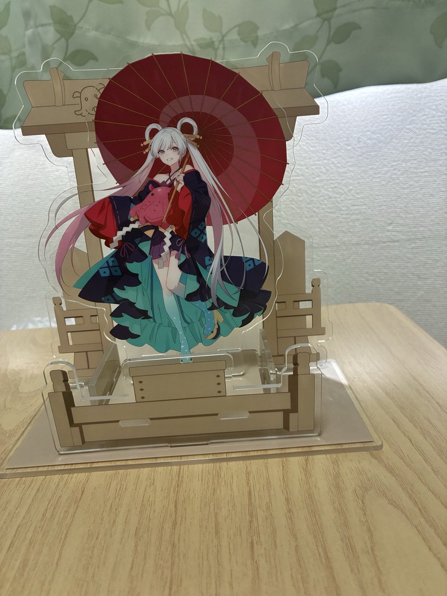 ten201372928's tweet photo. ヤッチョの神棚届いた！
待った甲斐あって大きいし可愛い！！！
超かぐや姫見直そうかな https://t.co/ri0QkcKMw4