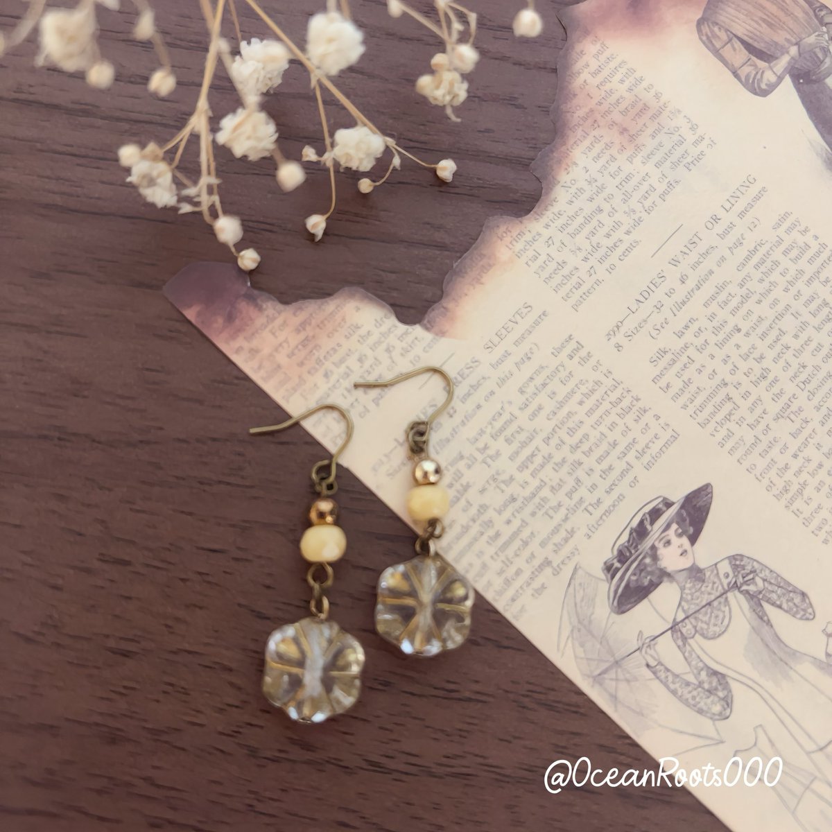OceanRoots000's tweet photo. クレジットカードが使えないためYahooの出店申請は当分見送り。
STORES開こうかと思ってるとこですが宣伝がどうも苦手です
とりあえず  #大人かわいい  #ベージュ  #アンティーク風  #ハンドメイド https://t.co/sWlpSTUgv3