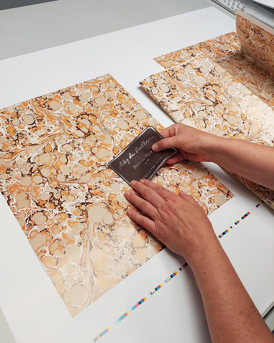 Baerenreiter's tweet photo. BÄRENREITER FACSIMILE edition of Beethoven’s Symphony No. 8

A unique document in Beethoven’s own hand – the autograph manuscript of this Symphony. 
Teams of people have been hard at work to produce the recently published facsimile of this manuscript https://t.co/dgjFFKdelM
