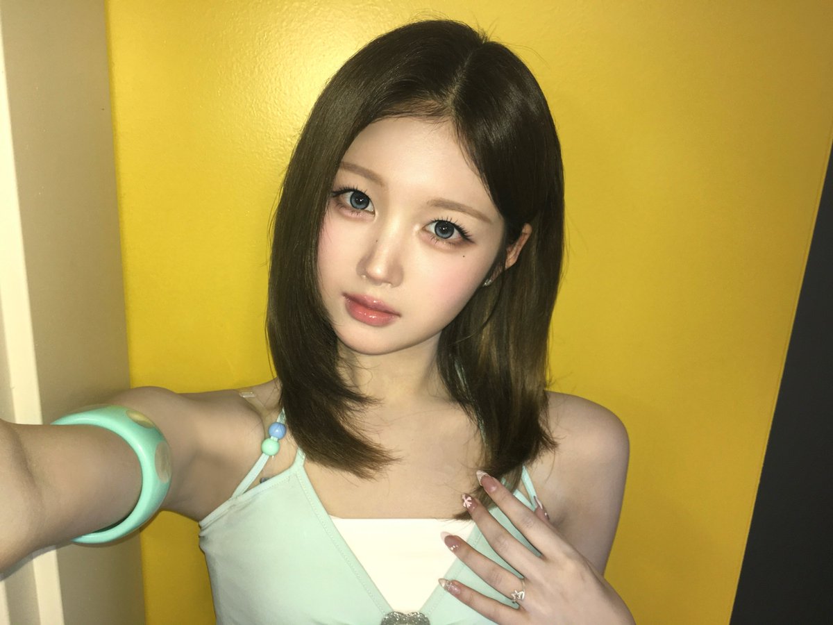 triplescosmos's tweet photo. Lemonade🍋

#tripleS #트리플에스
#JooBin #주빈 https://t.co/1sloW8rghH