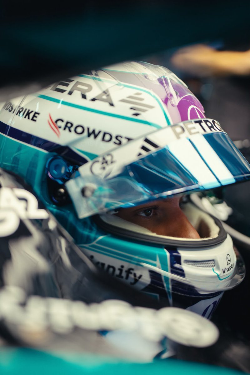 MercedesAMGF1's tweet photo. The details on Kimi's Malaysia lid 🤩 https://t.co/46jpdSzvbS