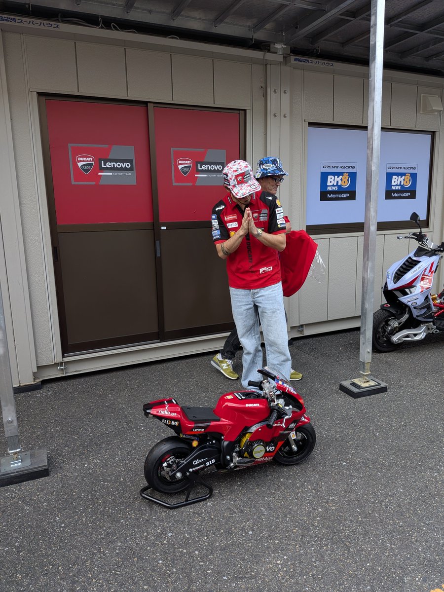nyaochugu's tweet photo. 74 Daijiro 贈呈式 https://t.co/OFZR14ZQyU