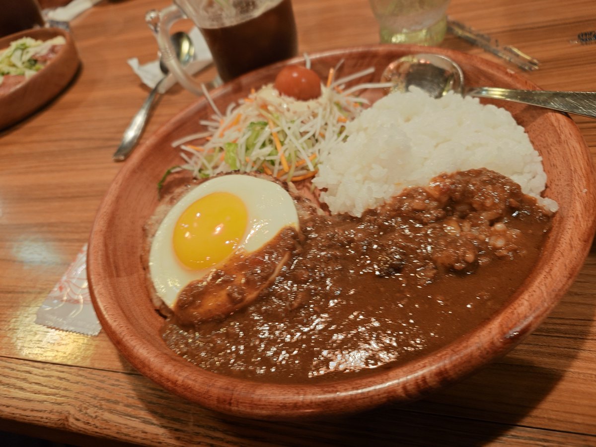 tomo1kasai's tweet photo. 10月2日　金曜日
店子　あきら
お通しは　野菜のポタージュの予定
今日もオータム行ってます、まいう～
今日もいろんなとこから人が来てますよ！
みんな来てねーw https://t.co/RWL40zGQiG