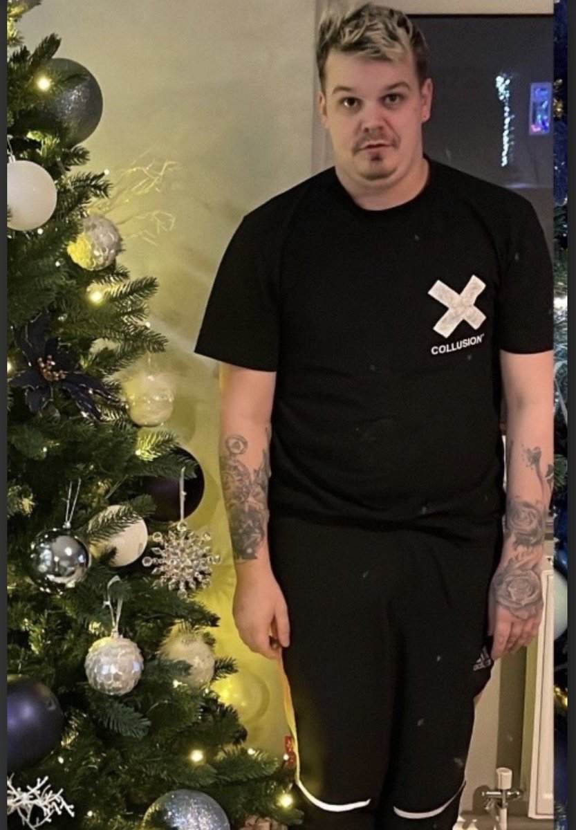 maccb1971's tweet photo. @charleycole_xxx  no longer as fit as he was https://t.co/WngRK0i1ax