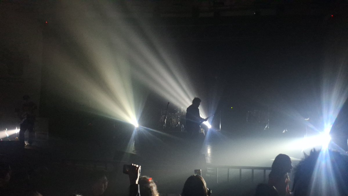 abanderada02's tweet photo. @ElMato  mejor noche de mi vida gracias.  (me vine sola al concierto) los amo https://t.co/muAQXEDapL