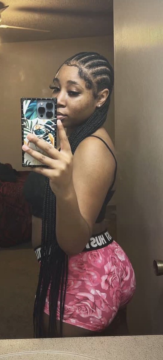 Fr34kLuvr's tweet photo. Dm #irl #ebony #bop https://t.co/baNZ5YnpkM