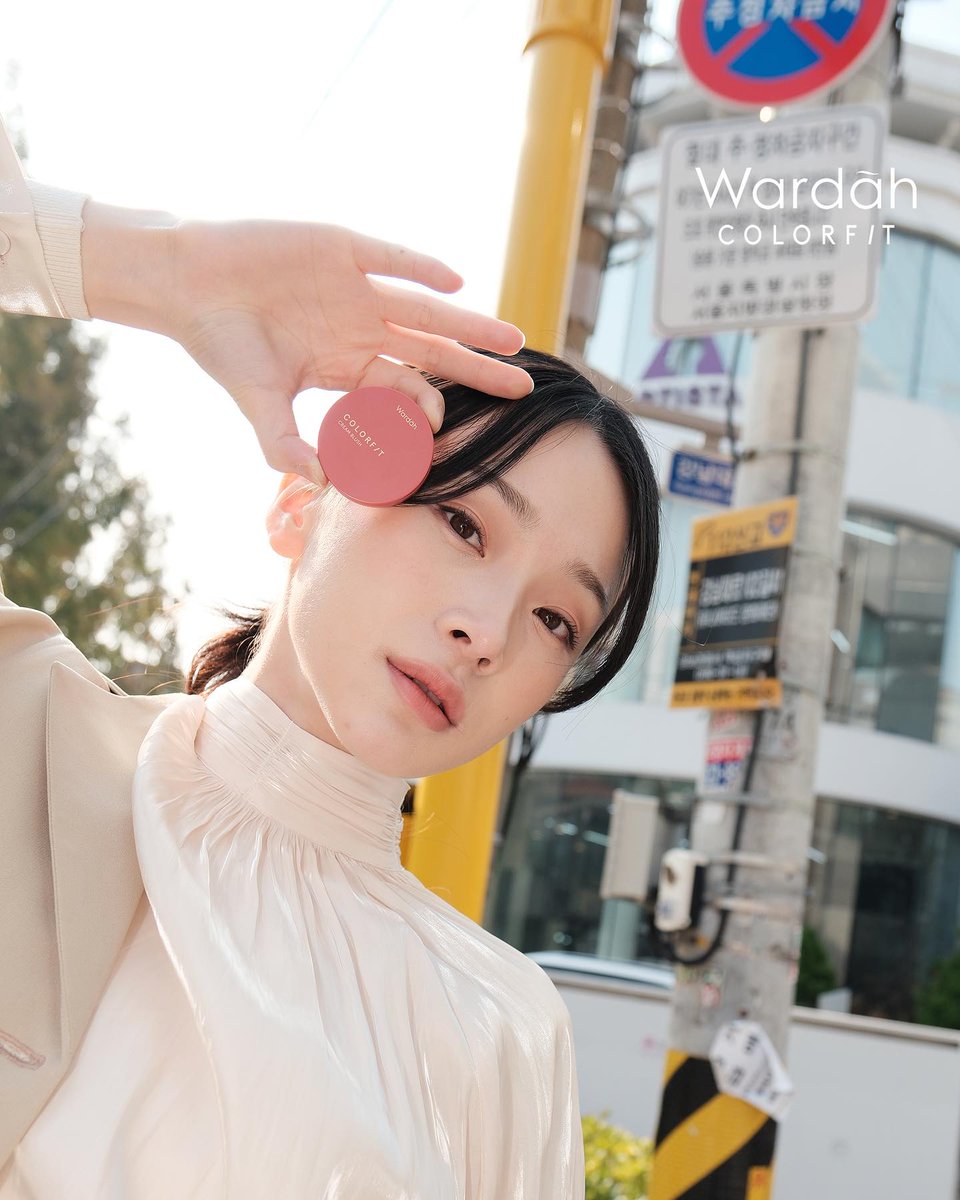 wardahbeauty's tweet photo. yukkk giveaway wardah cream blush kemasan lama, untuk 5 pemenang ya!

- follow &amp; RT
- ceritain harapan-harapan kamu di bulan oktober ini 🫶🏻🫶🏻🫶🏻 (selain harapan menang giveaway yaahh)
- ditunggu sampe tanggal 4 oktober

*warna yang dikirim random https://t.co/CFQg2WivzD