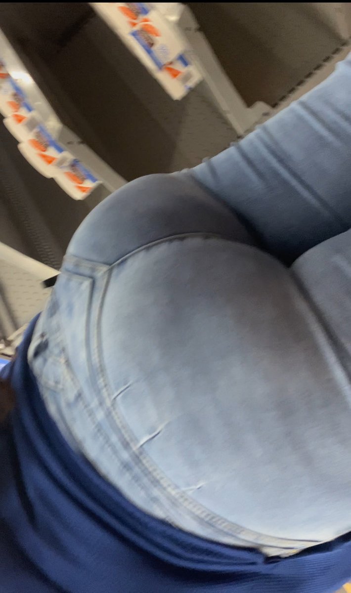 monieerca's tweet photo. #candidbutt #creepshot #porn https://t.co/XiSTFCKev4
