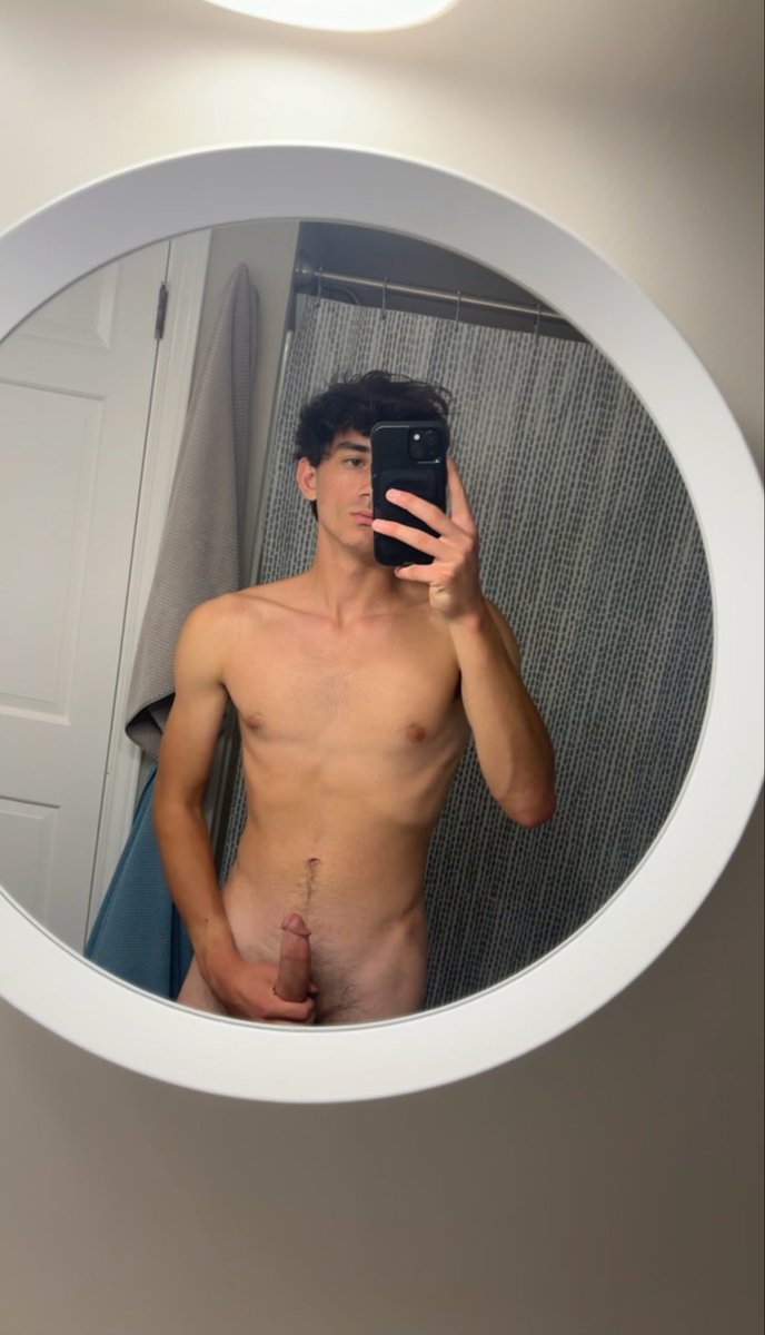 drewsends tweet picture