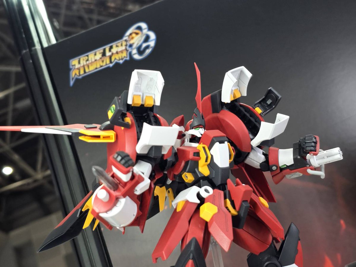 HobbySite's tweet photo. 【全日本ホビーショー 初展示✨】

HG アルトアイゼン・リーゼ 初展示！

『スーパーロボット大戦OG』シリーズより、アルトアイゼンの強化機体「アルトアイゼン・リーゼ」をHGシリーズにて商品化！

詳細はこちら！
https://t.co/VEFdI8uBrm

#プラモデル #スパロボOG https://t.co/Bk9dUo6TPJ