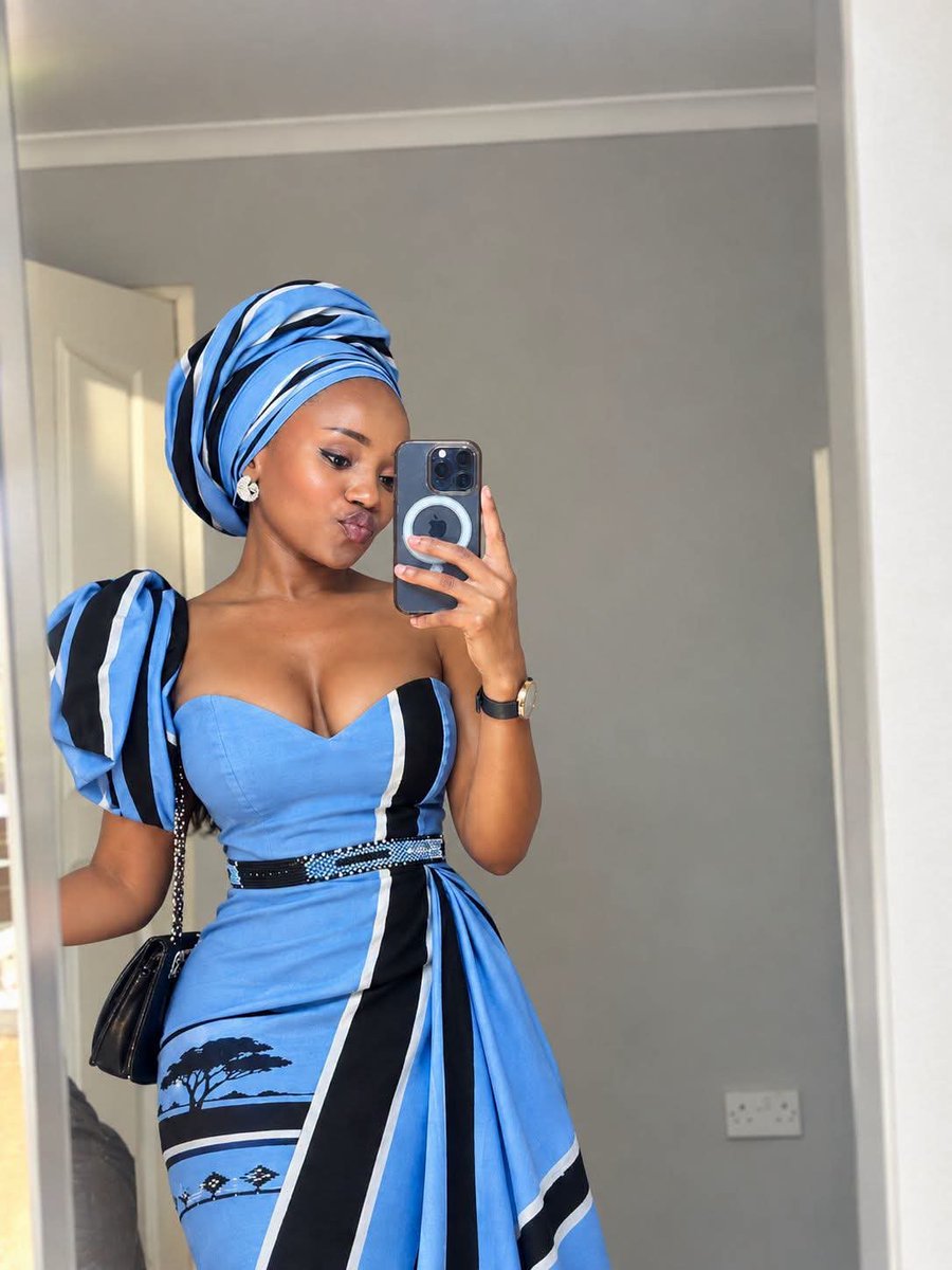 MzansiThirdEye's tweet photo. Botswana 🇧🇼 celebrating 60 years of independence this year https://t.co/b0fzybXhAA