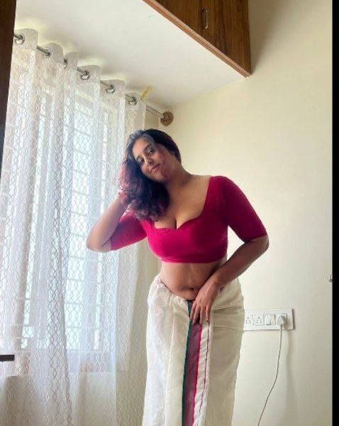 VIPxfxu's tweet photo. Mallu cuckold threesome😋🤤
Full Collections In Our VIP Channels 🥵🔥
100+ Different VIP Channels Available 🥵💦 
No Links❌, No Ads❌... 
Only Direct HD Videos✅✅
Join Our Paid Channels 🥵✨

Join For More Info❤️ 
https://t.co/qodMZfxUD8
https://t.co/qodMZfxUD8 https://t.co/9ah0cSfZrl