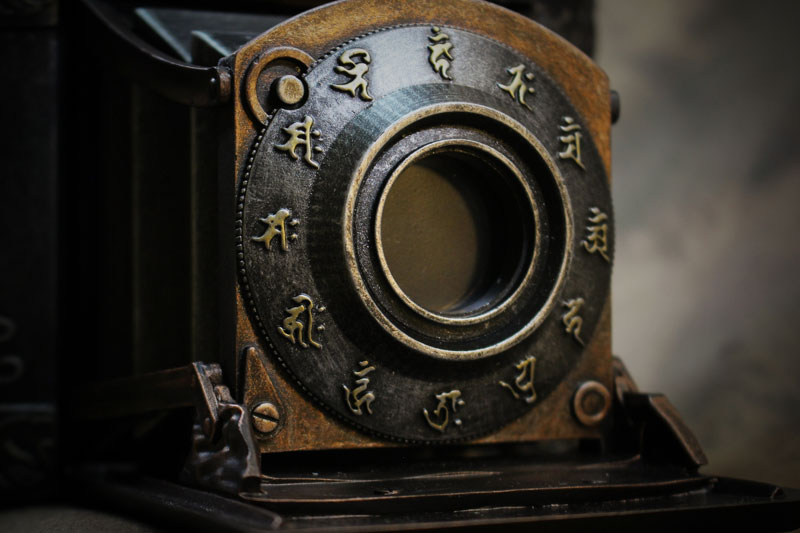 AmiAmi_English's tweet photo. 📷Exclusively at AmiAmi!📷(Pre-orders open)
"Zero" 25th Anniversary "Fatal Frame II Crimson Butterfly" Camera Obscura Prop Replica Special Set (Koei Tecmo Games)
Order from👉https://t.co/a3MIyySXeM
#CrimsonButterfly #FatalFrameII https://t.co/YNTlODzgIc