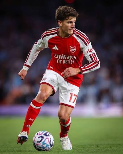 _Fabrizioroma_'s tweet photo. 🚨💣🔴⚪ BREAKING 

Cristos Tzolis suffered a hamstring injury playing for Greece against the Netherlands yesterday

The gunners left winger is expected to be out for about 8 weeks

How do you think Arsenal will cope without him? https://t.co/IDb1C2K3HE