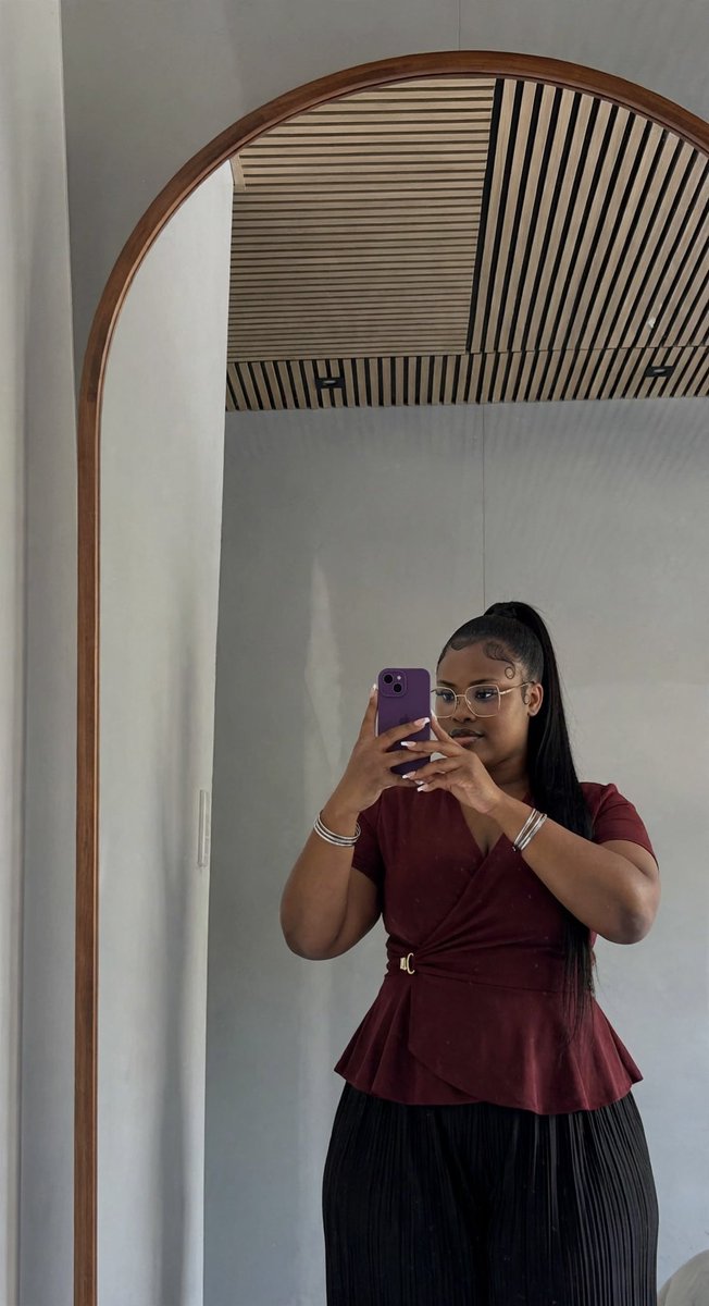 byathiii's tweet photo. Grateful for another year around the sun 🥳🎂 https://t.co/TgAZhZwi5K