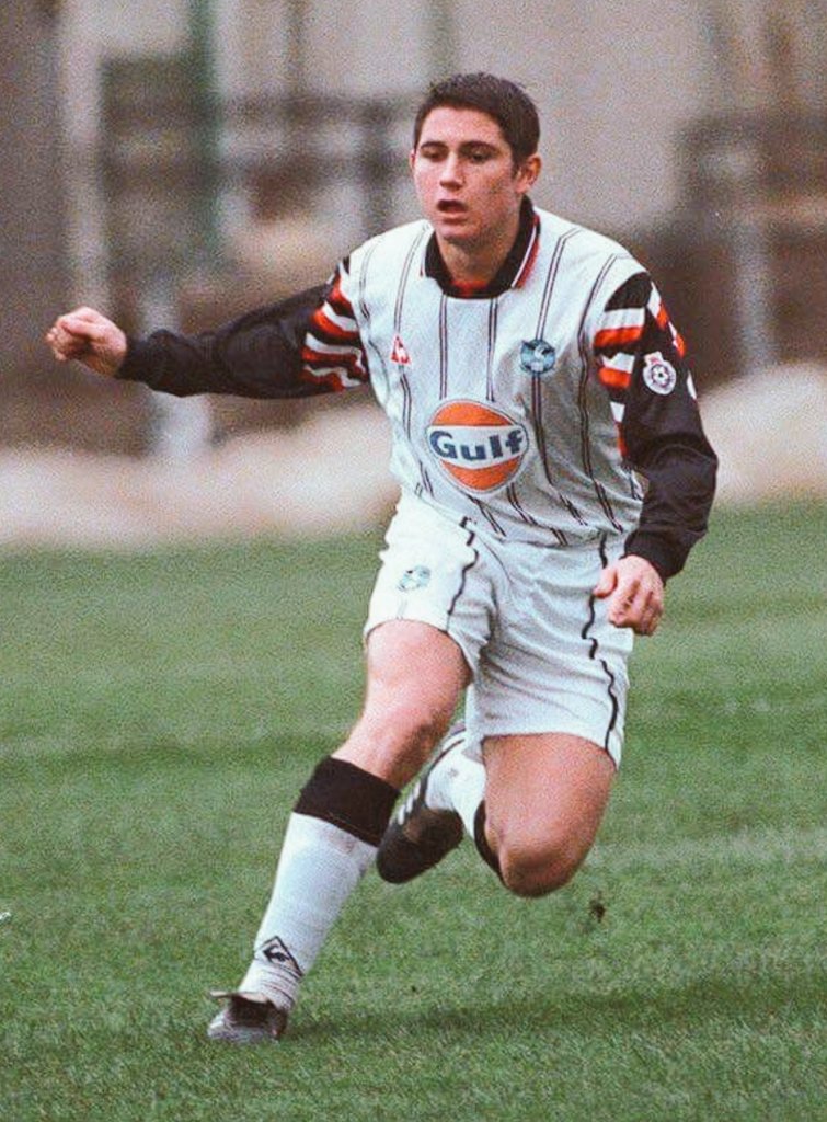 footballmemorys's tweet photo. Frank Lampard on loan at Swansea City
#SCAFC #SwanseaCity #Swans #Loans https://t.co/dYF1echtOO